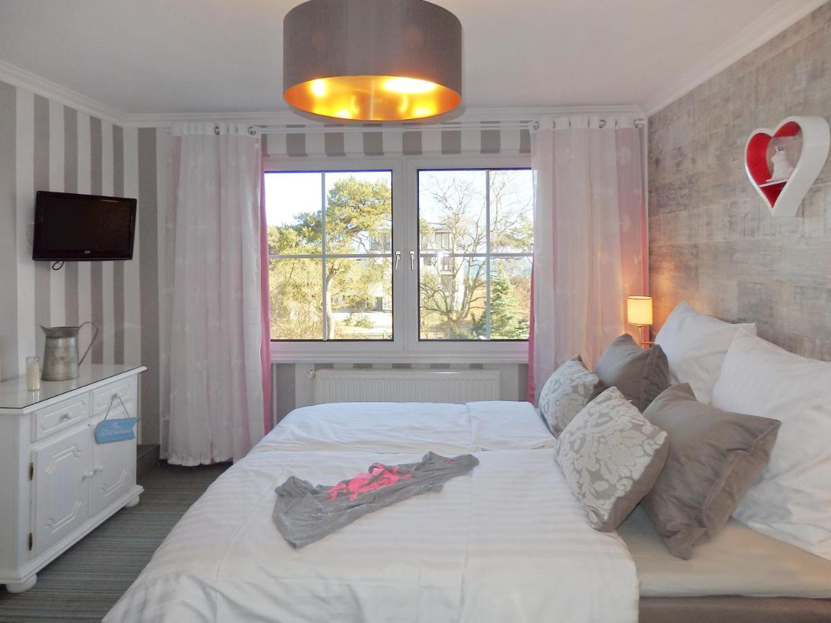 Strandhotel Louisa & Appartementhaeuser Josephine Und Christine 4*