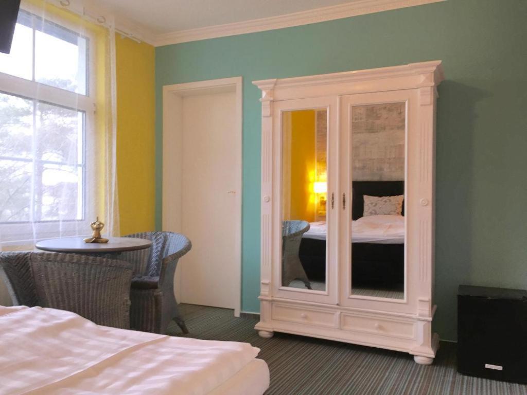 Strandhotel Louisa & Appartementhaeuser Josephine Und Christine 4*