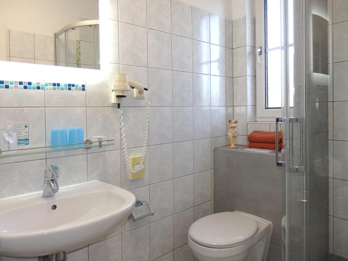 Apartment Strandhotel Louisa & Appartementhaeuser Josephine Und Christine 4*